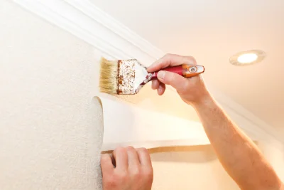 Pose de papier peint à Péchabou — revêtements muraux et toiles de verre
